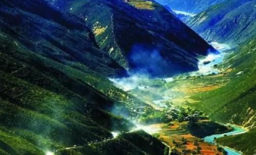 “生活不止眼前的苟且!”人生“最值得一去”的四个自驾游景点,