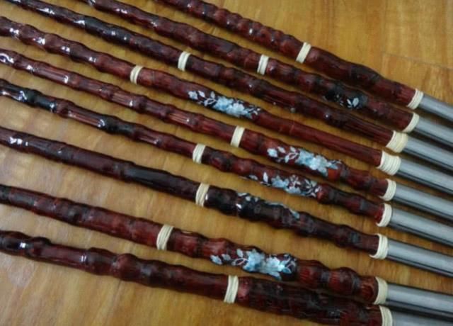  #农民#农村一种罕见的黑色竹子，竹笋珍贵农民不得吃，一般人真