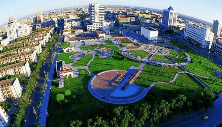  #超过#中国土豪最多的城市，千万富翁超过22万人，数量是迪拜的4