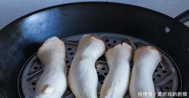 春天:春天最馋的一道便是它,低脂解馋,晚餐吃没负担