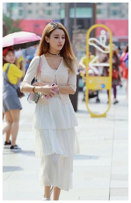 街拍：图1性感蕾丝连体裤，图2热情火辣，图3青春活力