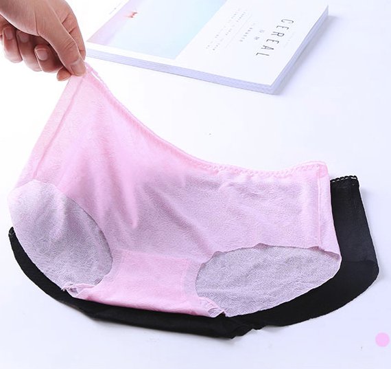 哪个流氓设计的!漂亮媳妇只穿“隐形裤”,性感迷人惹人爱