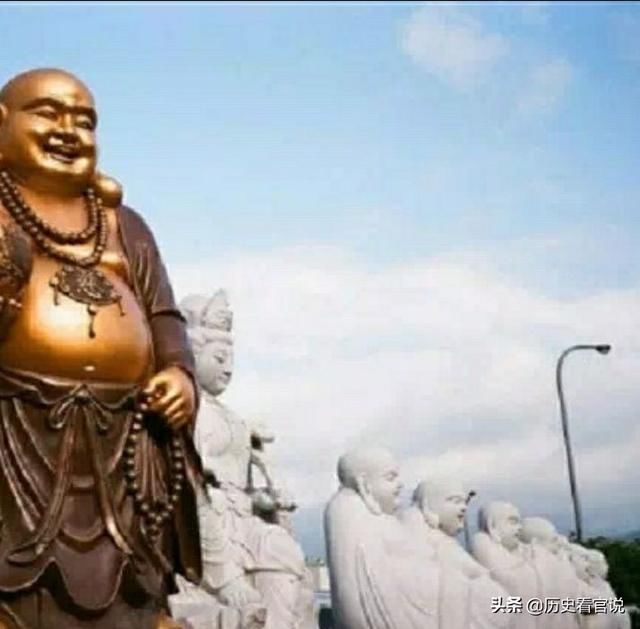 古代寺庙之中的佛像， 和尚为何阻止你合照，因为有着这层东西