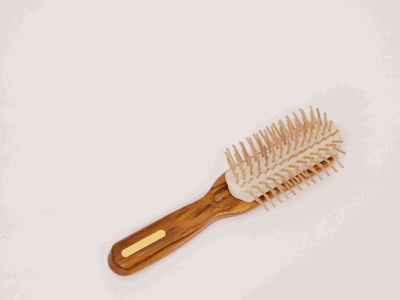 头发打结、掉发?换这把气垫梳试试