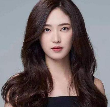 微胖的女生身上会有这4个特征,全中说明你是真的胖!