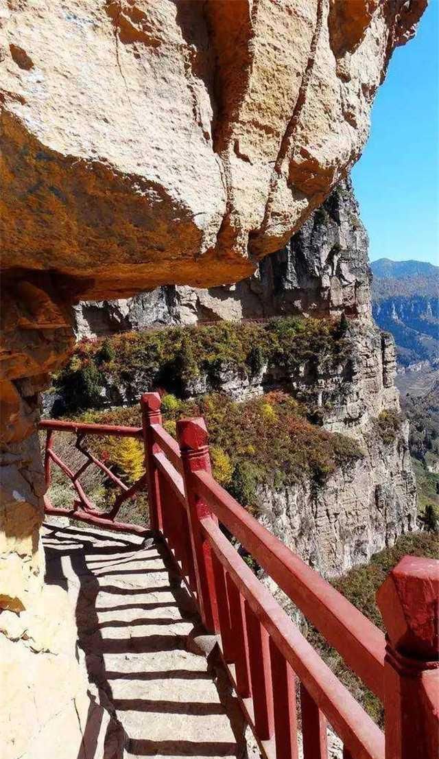  宁武天池：中国神奇小城，藏有5大千古之谜，令无数驴友叹为观止！