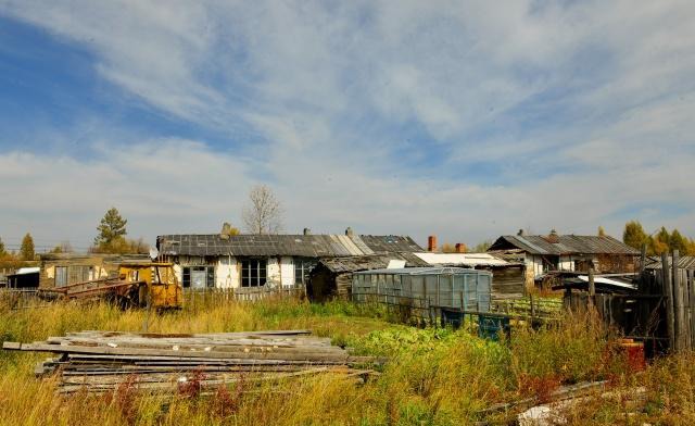 这里常住人口只有三户，但是却有三个火车站，还是中国最冷的村子