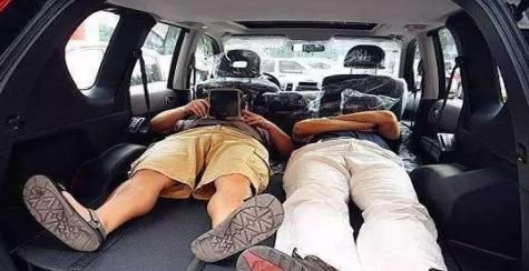 为什么高速上开车再累，也不要在服务区睡长觉？现在知道还不晚