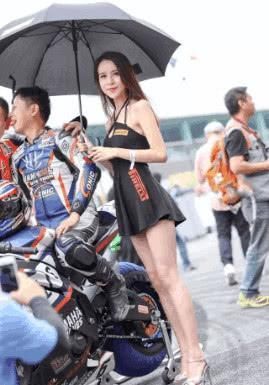 街拍:图2差点春光乍现，图3大胯骨超性感，图4告白你敢答应嘛?