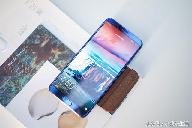 华为出招：全面屏+麒麟970+Ai双摄+22W快充+NFC功能，降幅已达600