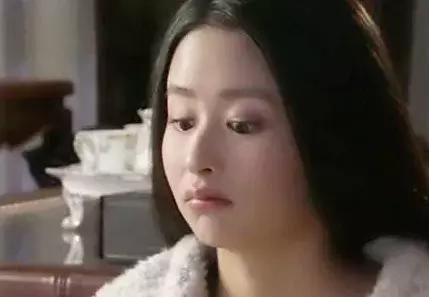 瘦下来之后的颖儿美若天仙，穿什么风格的衣服都能驾驭的了！