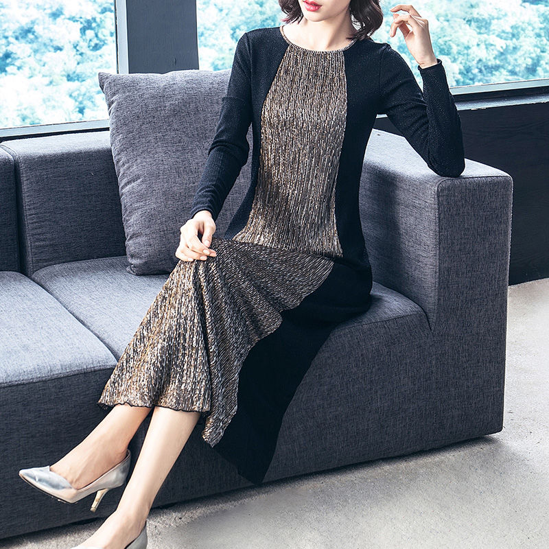 如果你身材好,不妨试试新款包臀裙,紧而不露又迷人,女人味十足