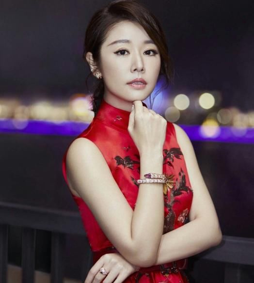 别再争论林心如是不是照骗了，女明星高情商才是最好的美图啊