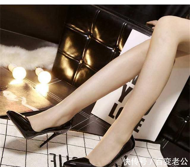 性感的高跟鞋可以给女孩们自信与美丽，让你穿上尽显妩媚与妖娆