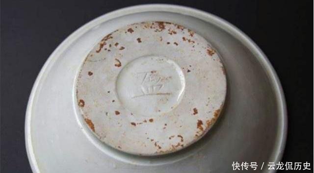  马未都：马未都我在香港买个碗，看到碗底写的一个字，我的腿一直发抖！