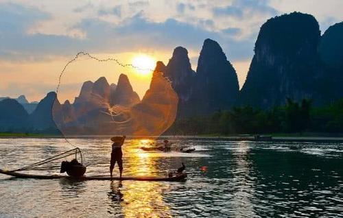 桂林最“坑人”景点,1.5公里外收费60元,美女无奈原路返回