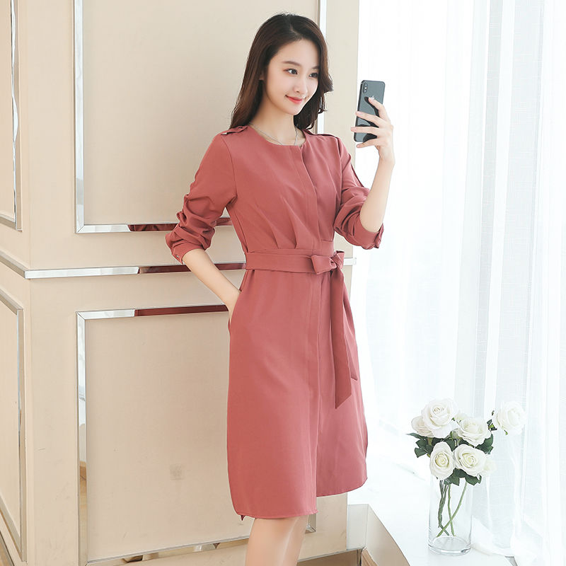 表姐130斤，打扮美!初秋不穿裤，挑这5xl裙，美得一愣一愣