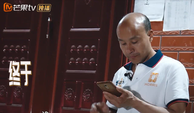 《变形计》农村爸给全村人打电话却没人接，得知原因，网友炸锅了