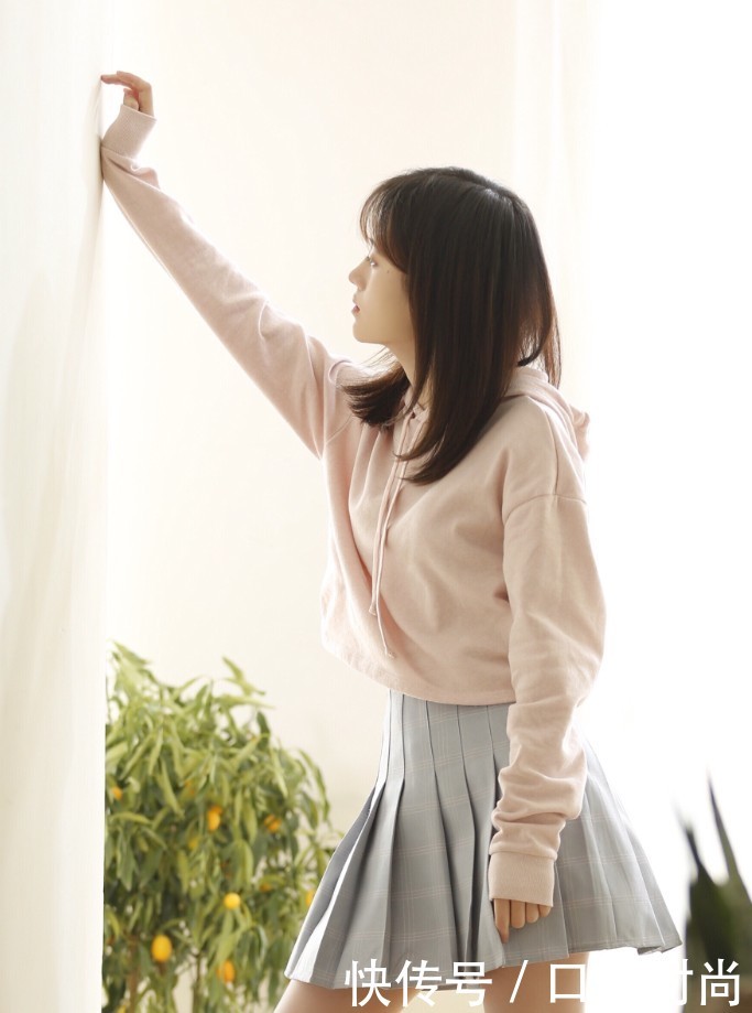 76斤的鞠婧祎，穿一袭“蛋糕裙”仙气十足，气场不止1米8！