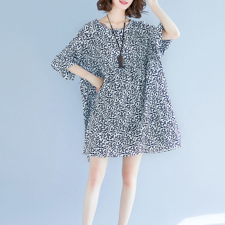 我的天啊!47岁的老婆真敢穿，时尚连衣裙，款款显瘦显嫩美