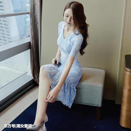 柔情似水的连衣裙，上身秒变女神气质，让人一见倾心！