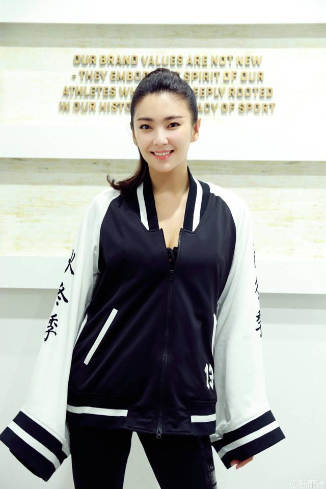 张雨绮再结婚恭喜！卓伟再次无辜躺枪，关爱老年人从卓伟做起