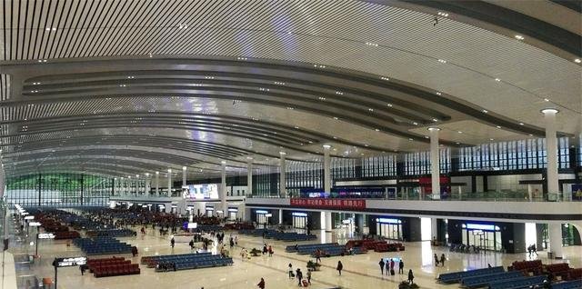 中国西南部最大火车站，拥有29个站台面，不在成都，是你家乡吗