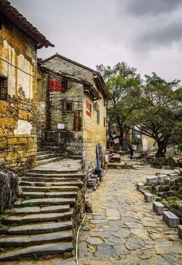 最美的享受，不用出国门，找一个小镇，任时间慢慢流淌