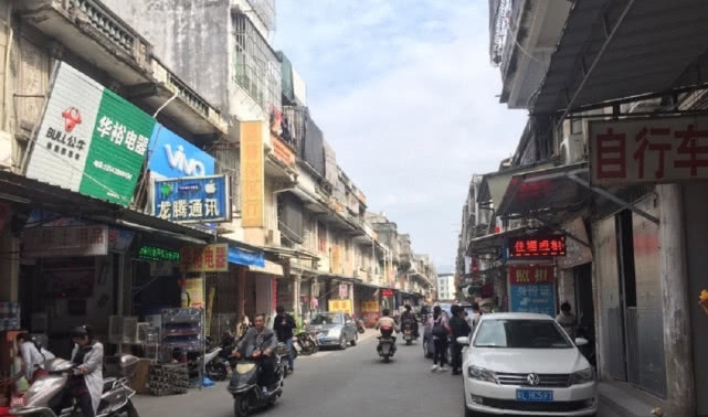 农村统一规划全面叫停农村自建房, 那些住危房的农民怎么办