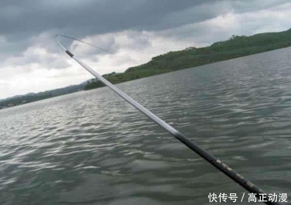  【生活费】鱼跑了, 杆也断了, 钓鱼人半个月的生活费没了