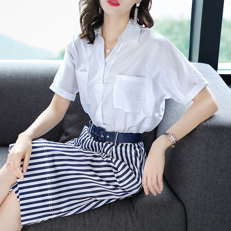 裙装还是喜欢欧货装，喜欢它的实用，方便，轻盈，舒服，还显美嫩