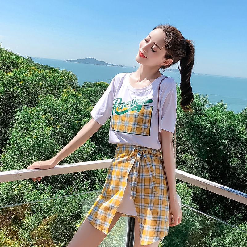 我47岁，出门从来没被喊过阿姨，只因我穿这“嫩嫩裙”，美翻