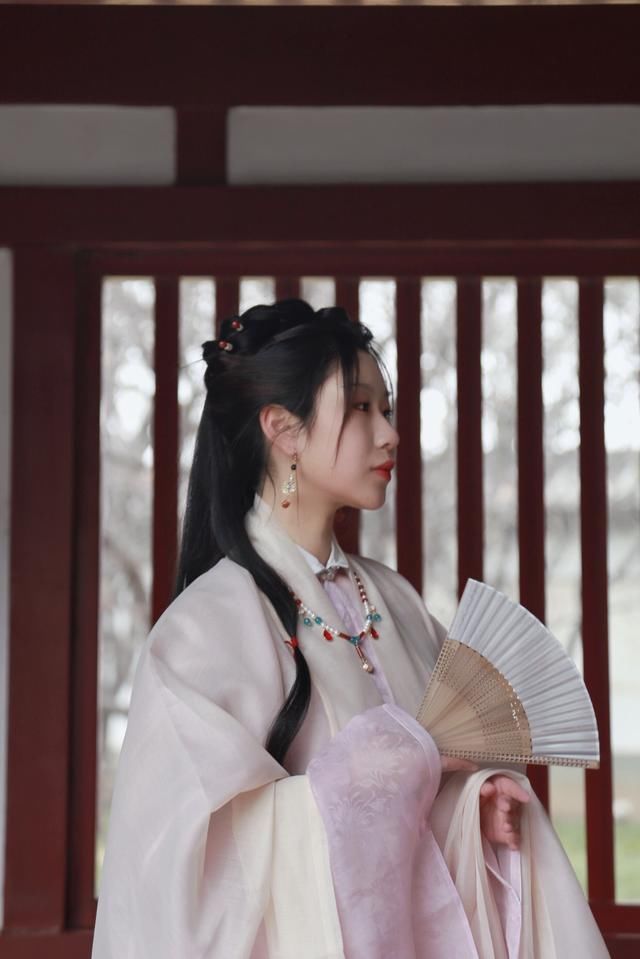 「每天一首古诗词」《古意呈补阙乔知之 / 独不见》唐 沈佺期