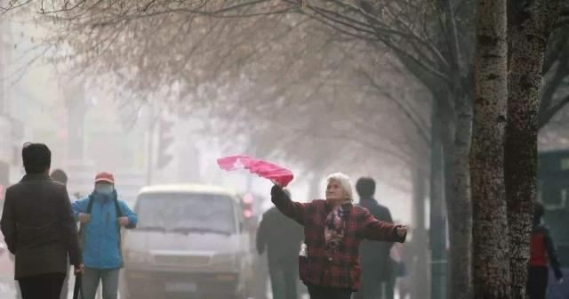  第一名|中国“老龄化”最严重的3个地区，上海上榜，第一名是北
