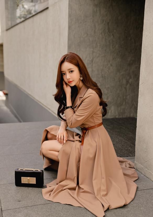  [精致]精致复古的连衣裙，端庄大气的效果，任何场合都能够艳压群芳