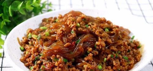  『肉末』肉末粉丝，家常做法，一学就会，口感劲道爽滑