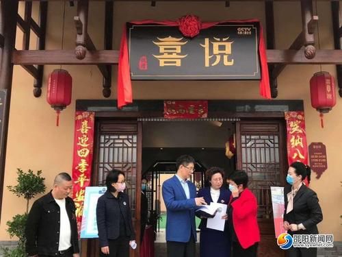  「疫情防控」刘事青调研餐饮企业复市经营情况 加快恢复消费繁荣状态