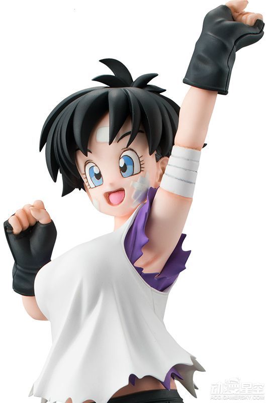 《龙珠》比迪丽手办 破洞紧身裤凸显少女傲人身材