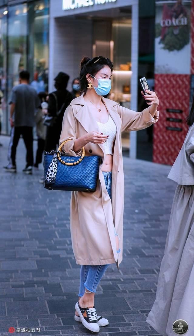  你也能够：街拍：我们在时尚领域所学到的东西是需要灵活的运用的