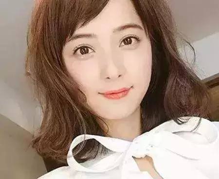 宋慧乔林允儿佘诗曼 2018年明星扎堆爱上齐肩卷发