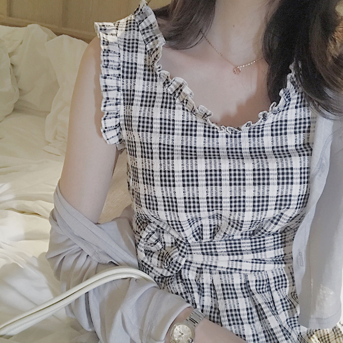 有一种裙子:叫“木耳裙”，上身显嫩显白显瘦，配上高跟鞋太美了