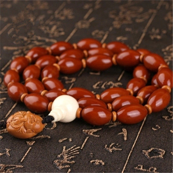 过时手串扔了吧，一夜间轰动文玩界的“流氓串”，独领风骚数百年