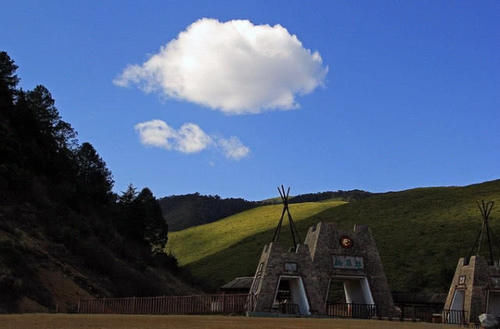  唯一■四川最适合居住的城市，也是唯一用花来命名的城市，气候