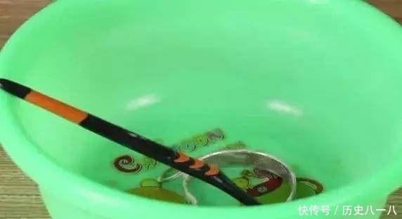  「银饰」银首饰脏了自己清洗，珠宝店不会告诉你的妙招！