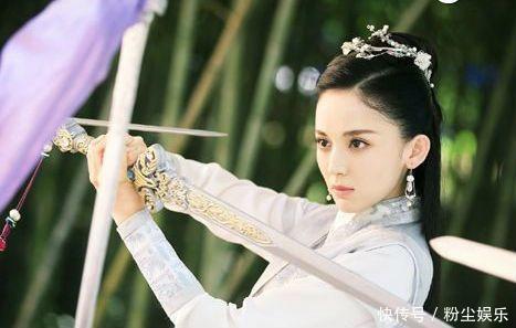 古装剧白色华服PK，一个比一个仙，网友直呼最后一个惊艳！