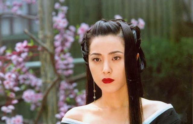  「影帝」她被称200年一遇的美女，3个前男友都是影帝，出道20年却不温不火