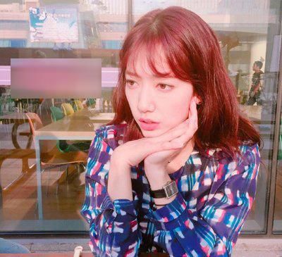 明星示范超减龄的碎空气刘海发型!