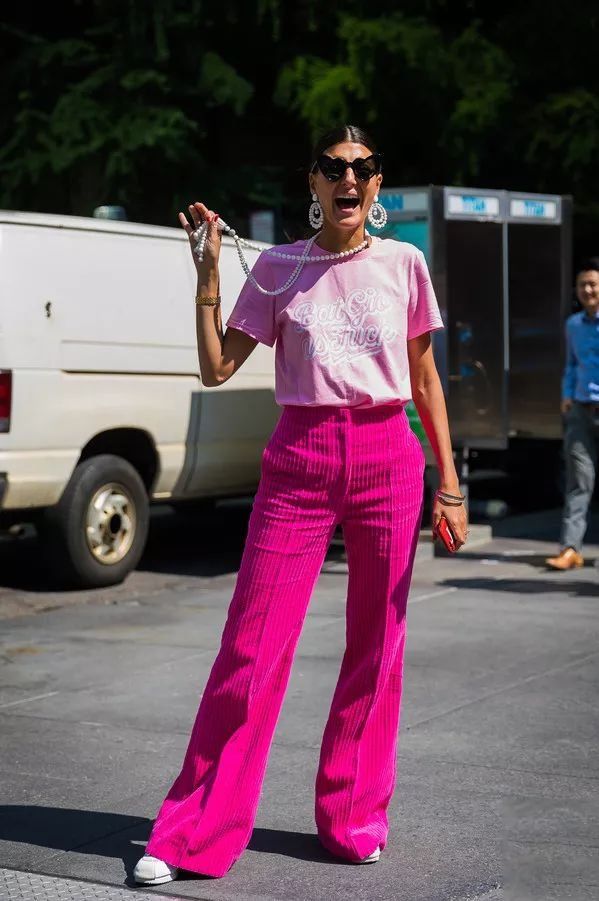 提问| 怎么穿粉色才能摆脱乡土感?她们教你穿出强大气场!