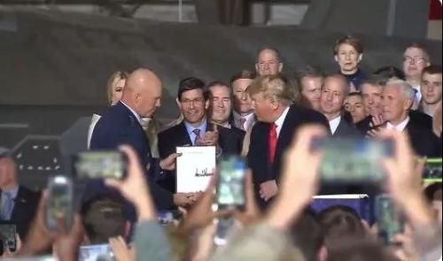 美国创建太空部队