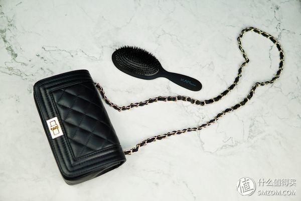 物色好物 篇一:貌美不贵!真皮链条包 | 气垫按摩梳